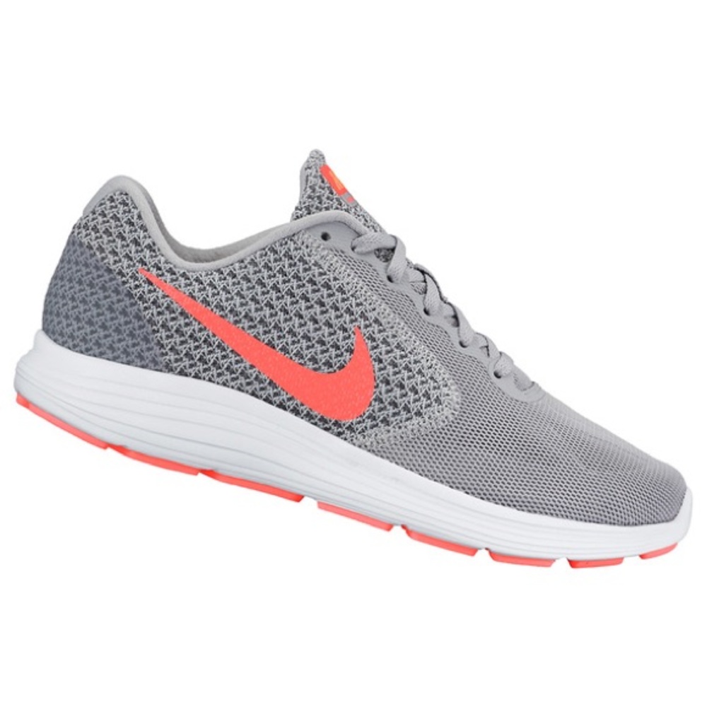 nike running shoes